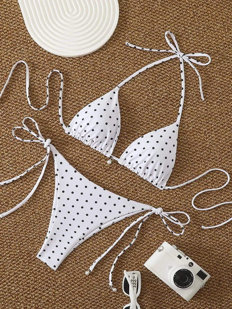 Bikini à pois perlés