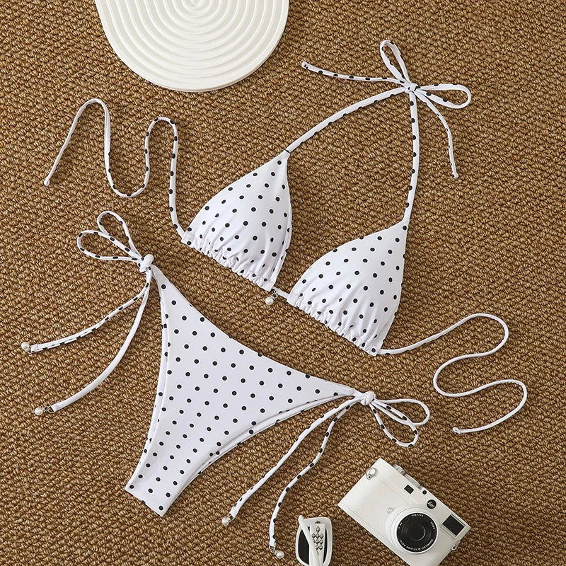 Bikini à pois perlés